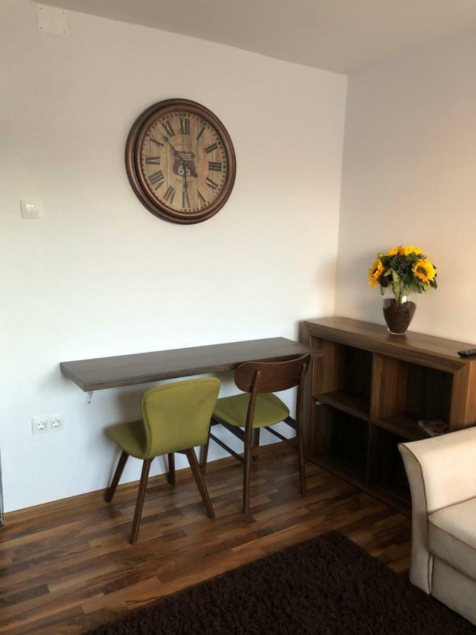 Little Cute Homey Apartman Satu Mare Ngoại thất bức ảnh